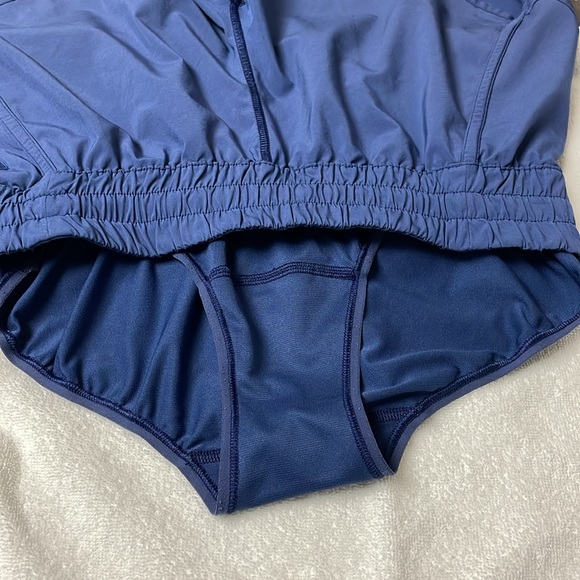 Lulu LR Tracker Shorts - Picture 6 of 7